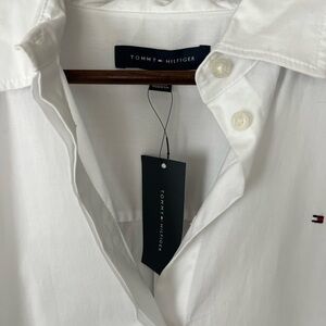 Tommy Hilfiger Women’s White button down Shirt NWT